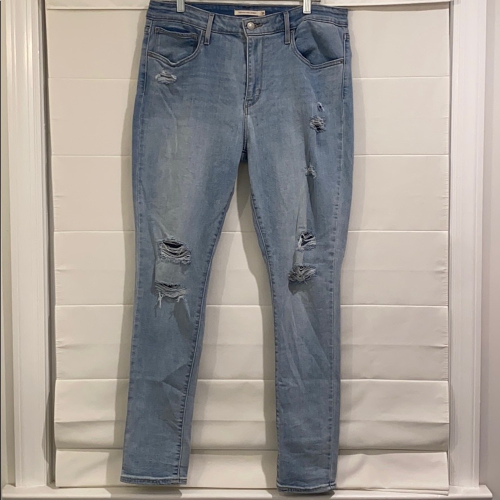 Never worn Levi’s 721 High Rise Skinny